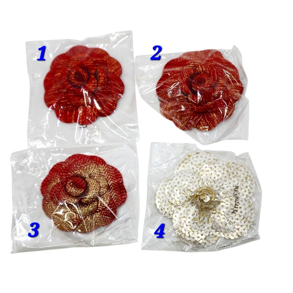 NWOT Chanel Camelia gift stickers ✨️ 🎁💡